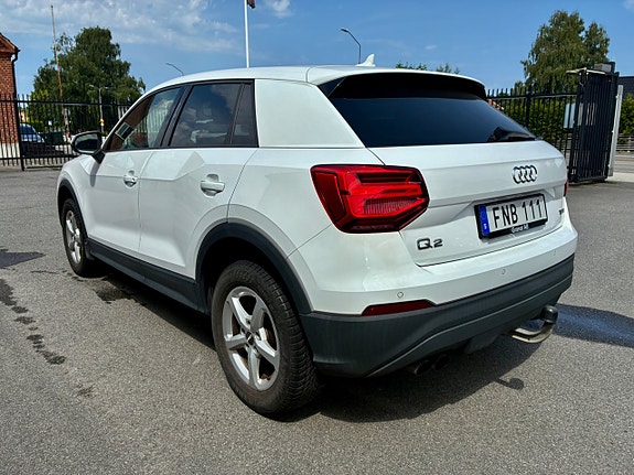 Audi Q2 4 of 5