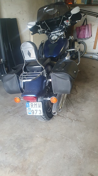 Yamaha XVS1100A 3 of 5