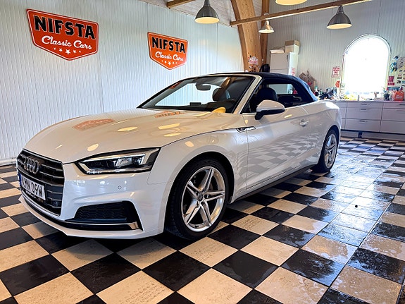 Audi A5 2 of 5