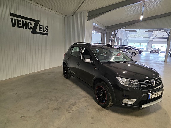 Dacia Sandero Stepway 2 of 5