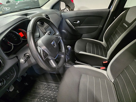 Dacia Sandero Stepway 6 of 10