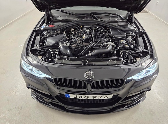 BMW 340i 10 of 19