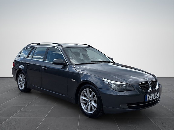 BMW 525d 4 of 5