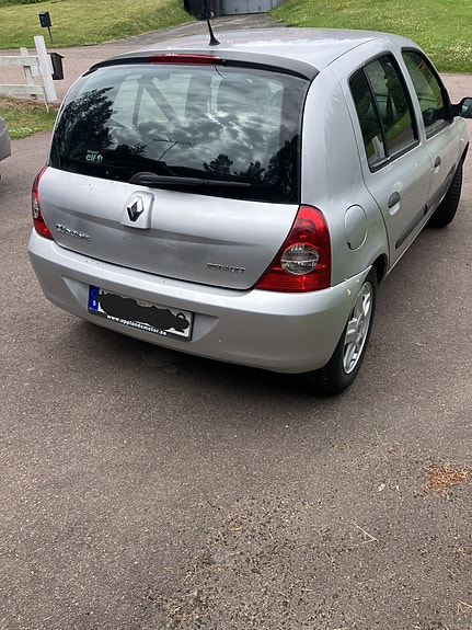 Renault Clio 2 of 5