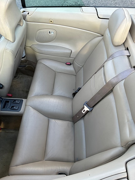 Volvo C70 12 of 16
