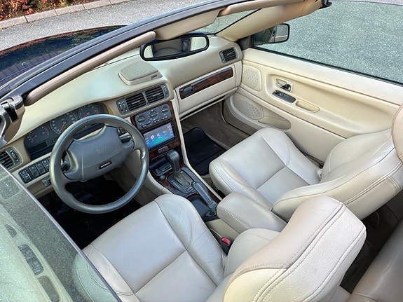 Volvo C70 5 of 16