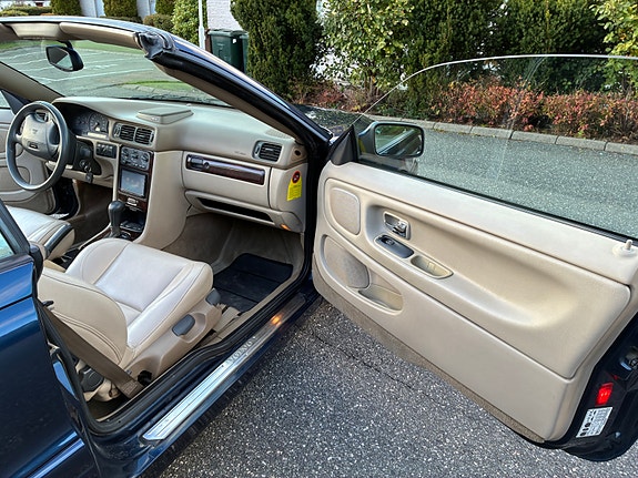 Volvo C70 8 of 16