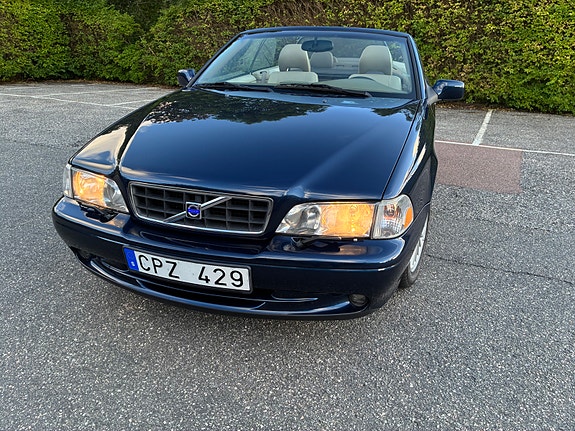 Volvo C70 3 of 16