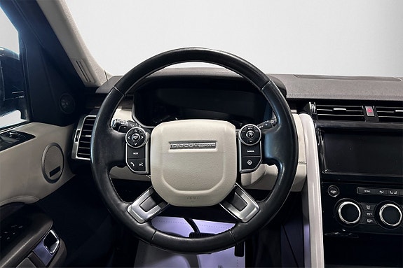Land Rover Discovery 9 of 25