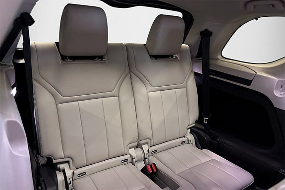 Land Rover Discovery 18 of 25