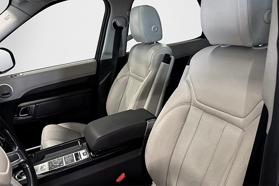 Land Rover Discovery 15 of 25