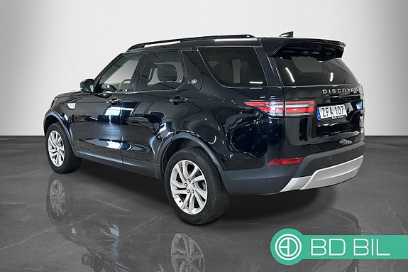 Land Rover Discovery 2 of 5