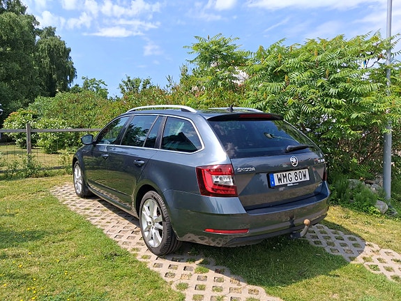 Skoda Octavia 4 of 5