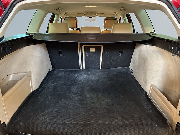 Volkswagen Passat Alltrack 12 of 21