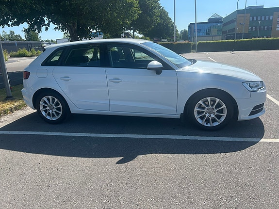 Audi A3 4 of 6