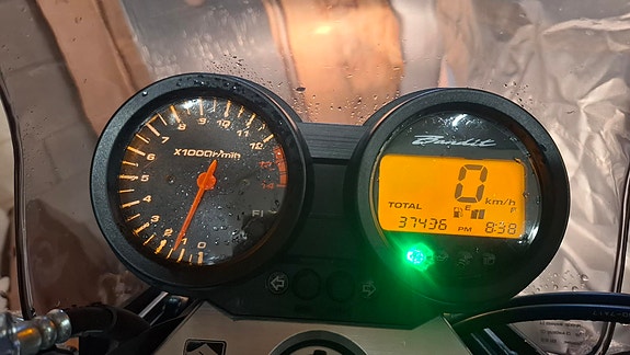 Suzuki GSF650 Bandit 7 of 8