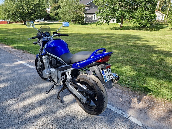 Suzuki GSF650 Bandit 3 of 8