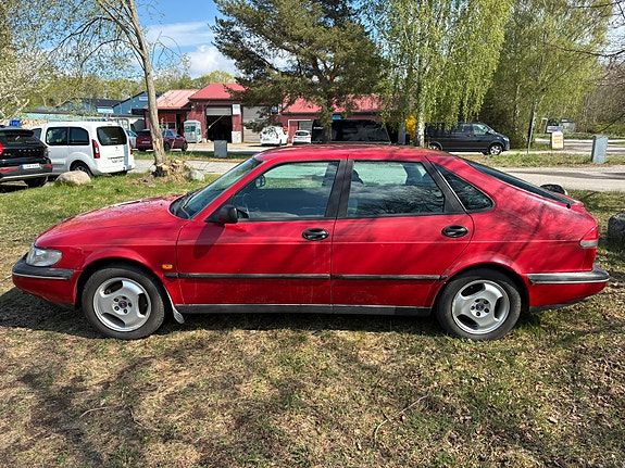Saab 900 5 of 5