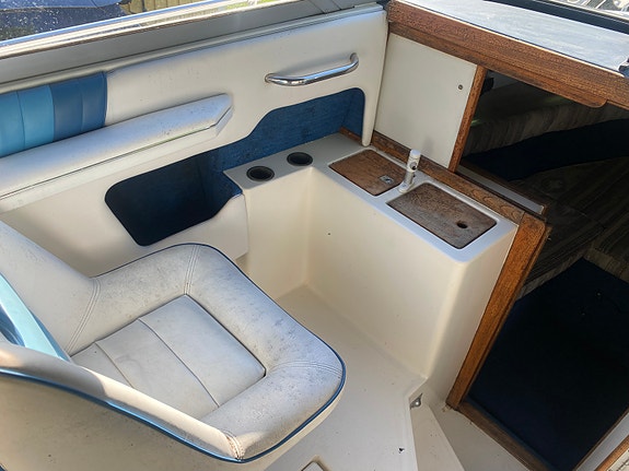 Ses Ray 230 Daycruiser. Mercruiser 383 Mag stroker 4 of 22