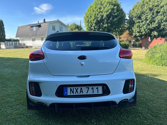 Kia ProCeed 4 of 5