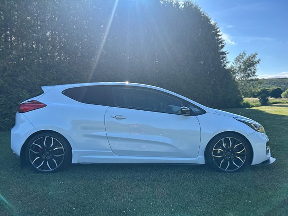 Kia ProCeed 6 of 10