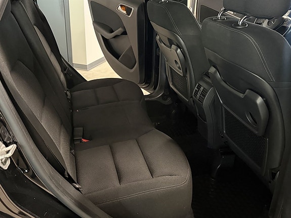 Mercedes-Benz B180 7 of 8
