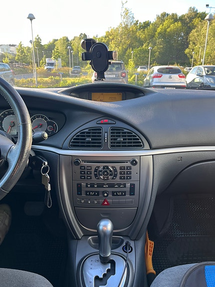 Citroen C5 7 of 9