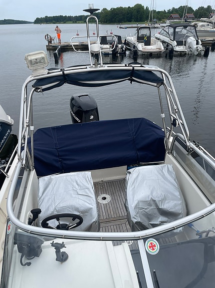 *PRISSÄNKT* Aquador 21 WA med Verado 250 hk -06 3 of 7