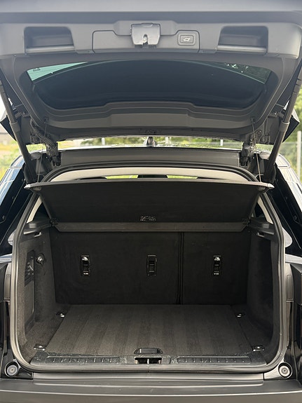 Land Rover Range Rover Evoque 9 of 16
