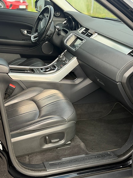 Land Rover Range Rover Evoque 7 of 16