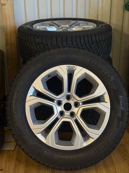 Land Rover Range Rover Evoque 16 of 16