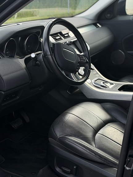 Land Rover Range Rover Evoque 6 of 16