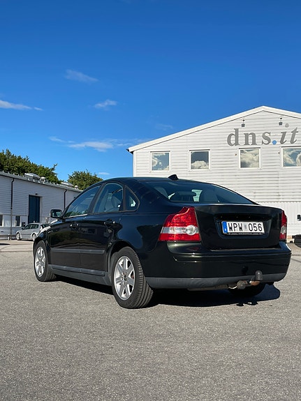Volvo S40 4 of 5