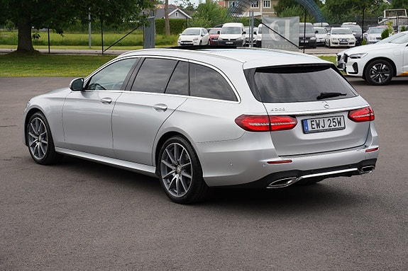Mercedes-Benz E200 5 of 5