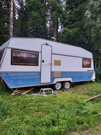 Polar 590 2 of 5