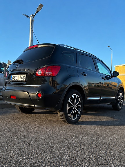 Nissan Qashqai+2 3 of 5