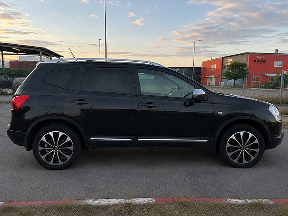 Nissan Qashqai+2 4 of 5