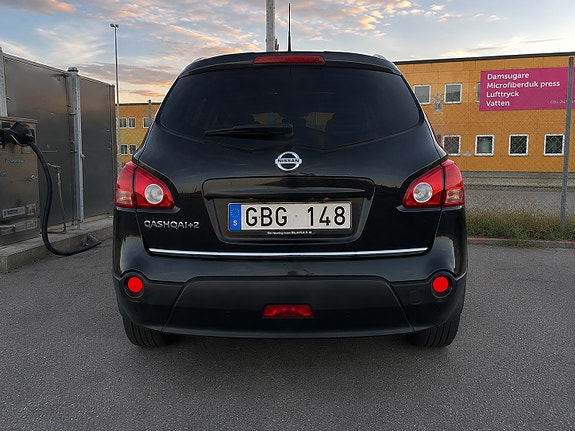 Nissan Qashqai+2 2 of 5