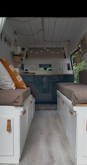 Ford Transit 9 of 9