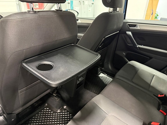 Volkswagen Golf Sportsvan 13 of 13