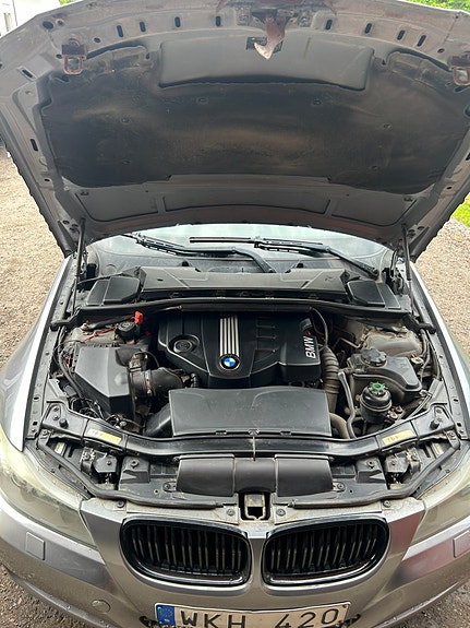 BMW 320d 5 of 5