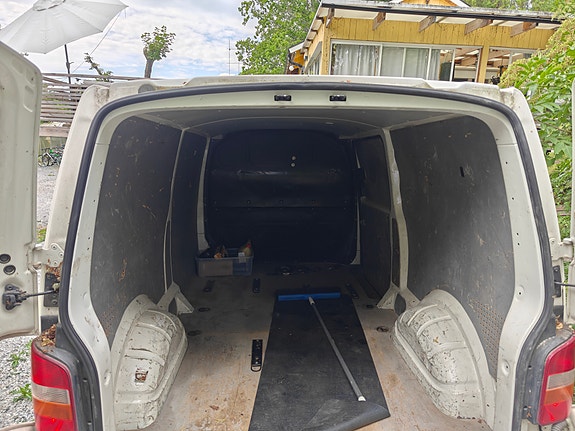 Volkswagen Transporter 4 of 5
