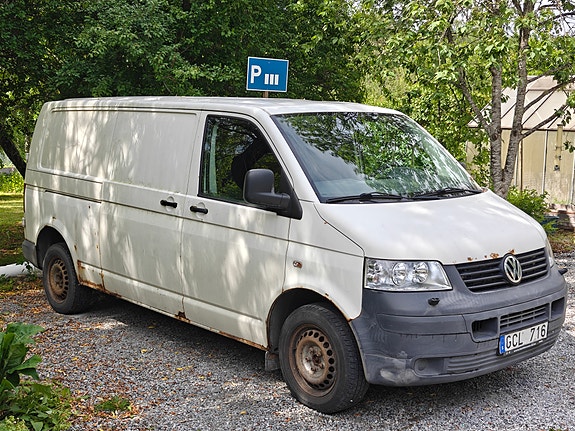 Volkswagen Transporter 2 of 5