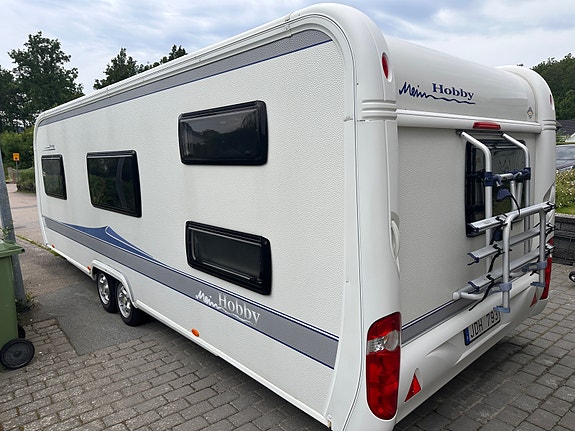 Hobby 650 KMFe Prestige | Alde | Förtält 3m | Golvvärme 2 of 5