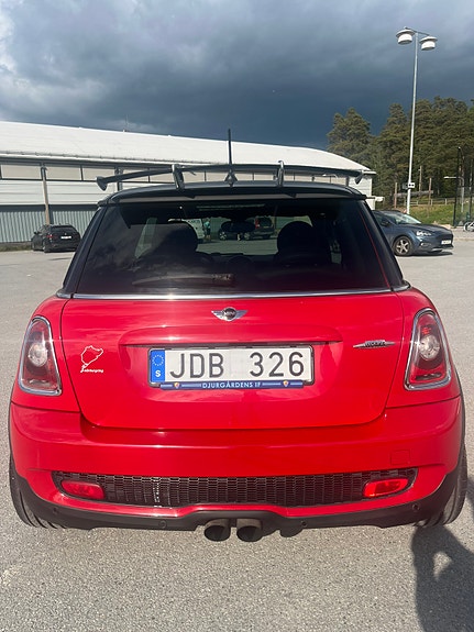 MINI John Cooper Works 2 of 5