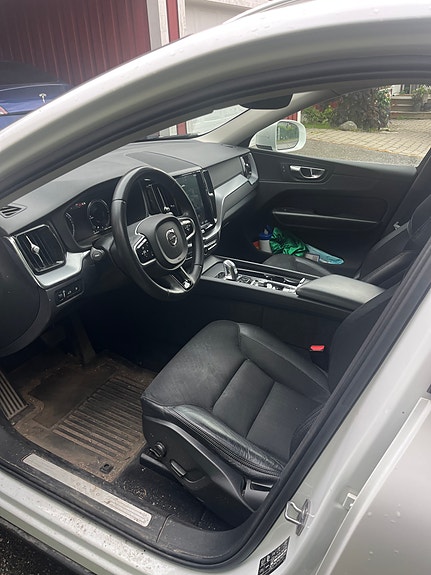 Volvo XC60 6 of 6