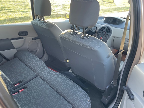 Renault Modus 7 of 7