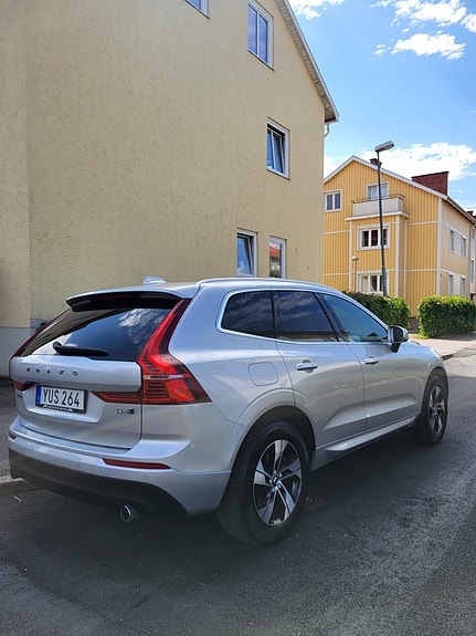 Volvo XC60 3 of 5