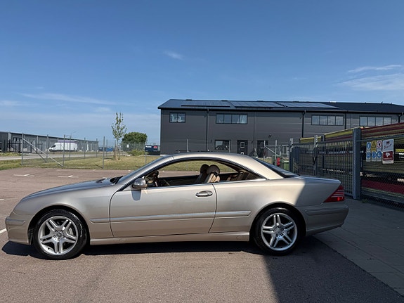 Mercedes-Benz CL500 2 of 5