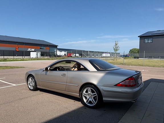 Mercedes-Benz CL500 3 of 5